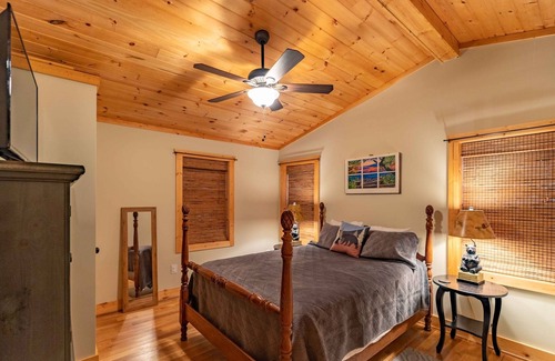West Jefferson Cabaña | 2BR Cottage Spring Getaway close to The New River