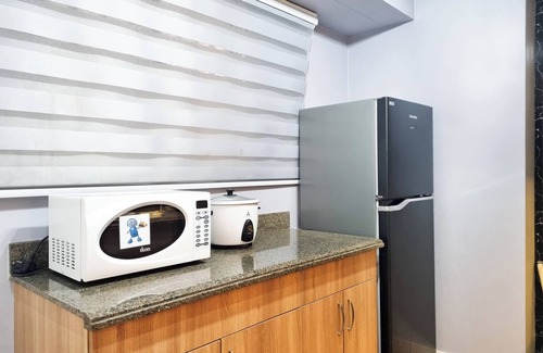 Ermita Condominio | 2BR Cozy & Spacious Family Condo, Great View & Karaoke At Torre De Manila