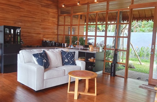 Sambahan Casa | 2BR Cozy Villa with breathtaking Rice Paddy View