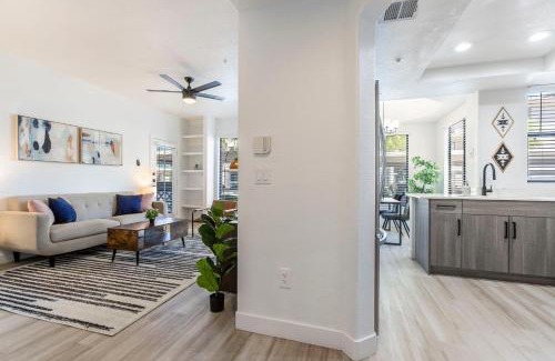 Kierland Apartamento | 2BR CozySuites at Kierland Commons with pool #02