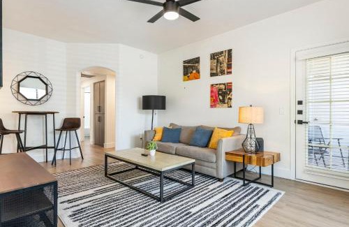 Kierland Apartamento | 2BR CozySuites at Kierland Commons with pool #03
