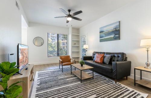Kierland Apartamento | 2BR CozySuites at Kierland Commons with pool #05