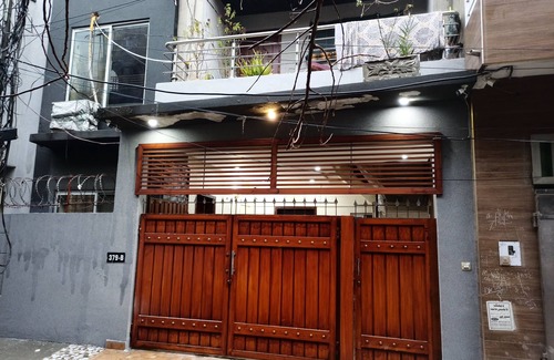 Lahore Casa | 2BR Fully Furnished Modern House at Prime Location
