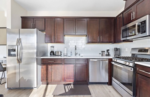 Newark Apartamento | 2BR*HiddenGem*Skyline view*Rooftop Balcony