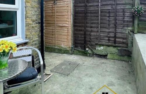 West Norwood Apartamento | 2BR House,SE27, Parking,Garden,near West Norwood Station
