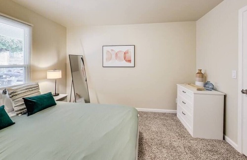 Downtown Berkeley Apartamento | 2BR in Berkeley Near Campus!