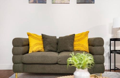Johnson City Casa | 2BR loft condo in downtown Johnson City