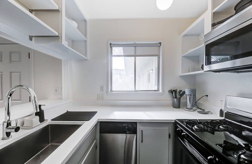 Westfield Apartamento | 2br, Newly Remodeled, Tarrytown | Vista - Portoro