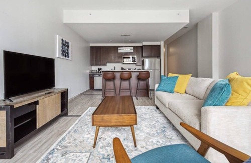 Downtown Detroit Apartamento | 2BR Premium Downtown Suite
