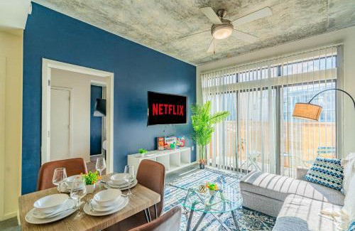Evans Churchill Apartamento | 2BR Roosevelt Row Gym Pool Parking Sleeps 8