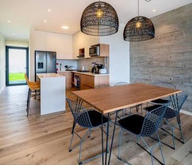 Pisco Apartamento | 2BR Spacious Ground Level with Gym Pool and Cowork