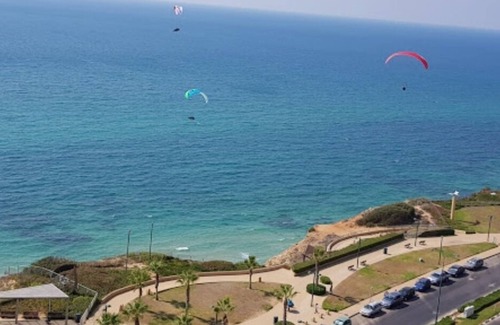 Netanya Casa | 2BR Suite steps from the beach