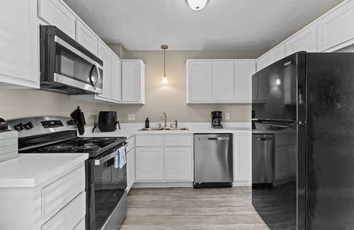 Greenville Casa | 2BR Townhouse Duplex 8 min to ECU 10 min to Vidant
