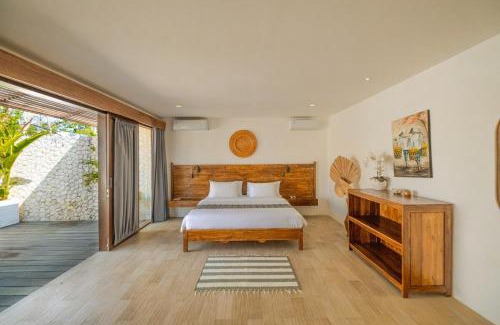 Pecatu Villa | 2BR Tropical Spacious Villa, 8 Min Padang2 Beach