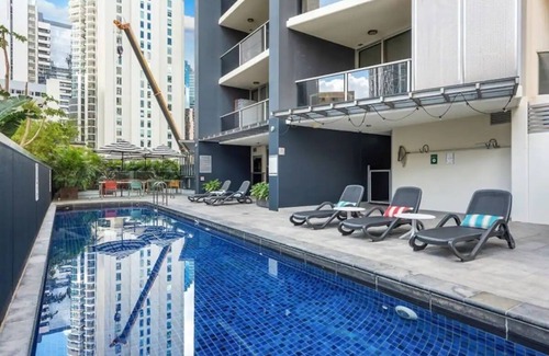 Brisbane Central Business District Apartamento | 2BR unit with City& River views with free Parking!