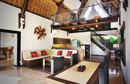 Nakula Villa | 2BR Villa in the center of the lively Seminyak - Traditional Balinese vibes!