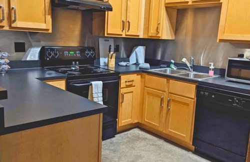 Downtown St. Louis Apartamento | 2BR with W&D Mins To Busch Stadium STLDowntown
