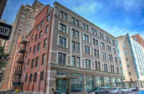 Downtown St. Louis Apartamento | 2BR with W&D Mins To Busch Stadium STLDowntown