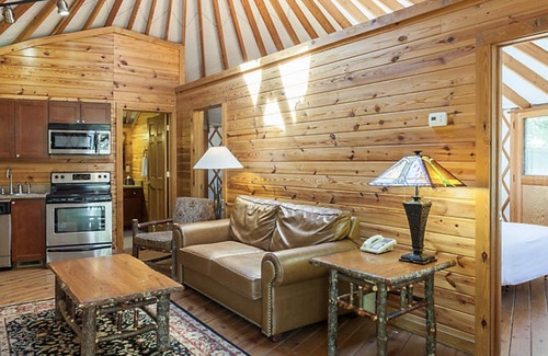 Gordonsville Complejo | 2BR Yurt Shenandoah Xing Resort w/Amenities