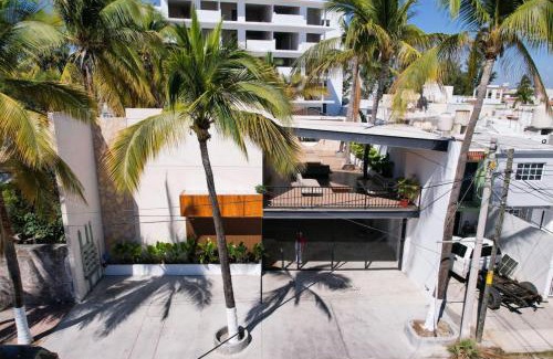 Downtown Mazatlan Apartamento | 2BR1BA Office No Car Needed