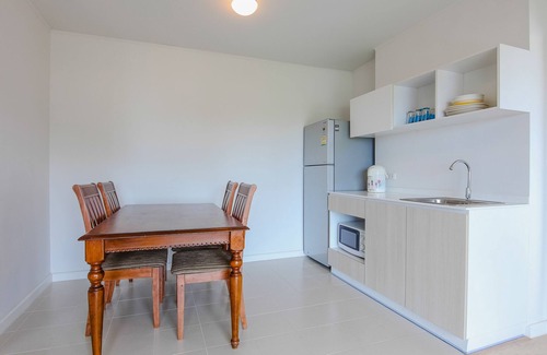 Khao Takiab Apartamento | 2Br2BR estrenar Beach apartmnt con piscina y gimnasio cerca de restaurantes y material de transporte