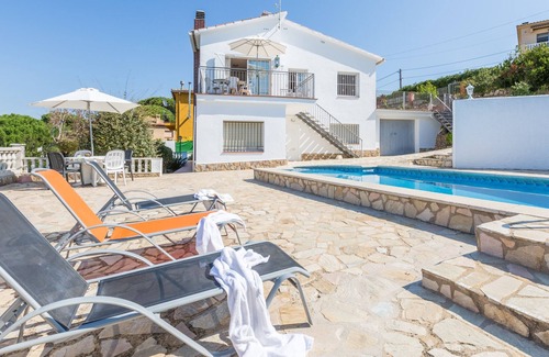 Vidreres Villa | 2MARI01 - Casa con 6 habitaciones y piscina privada situada en una zona tranquila
