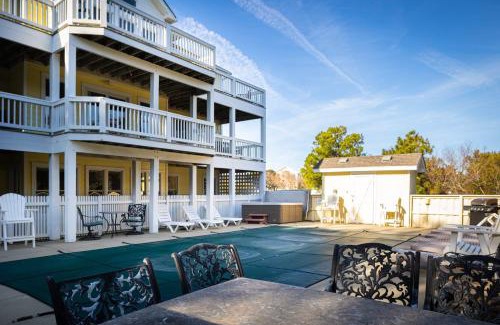 Corolla Village Casa | 2min Walk to Beach Pool Spa Game Room Big Yard