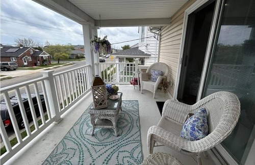Cape May - Wildwood Apartamento | 2nd Floor 2BR in Wildwood Crest