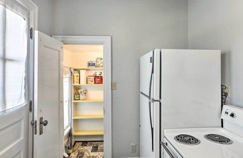 Dillon Apartamento | 2nd-Floor Dillon Apt - Near University & Fishing!