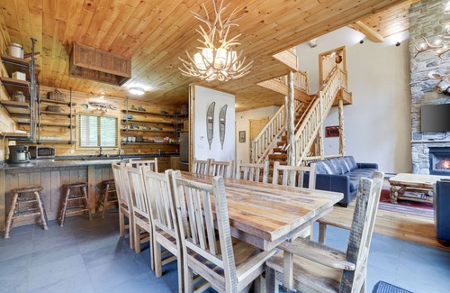 Tannersville Casa | 2nd Largest Home @ Camelback “Occupancy is 20 with day guests included”