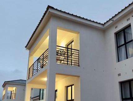 Elgin Casa | 2nd on Strand