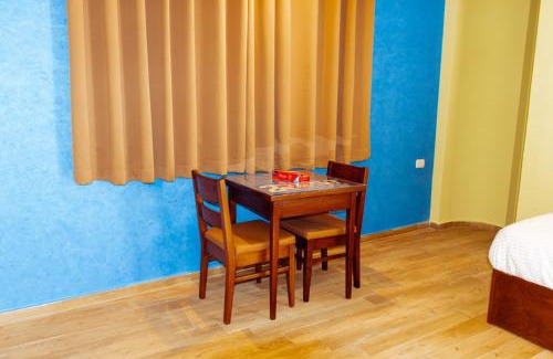 Dahab Hotel | 2Rest