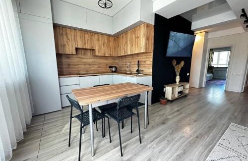 Almaty Apartamento | 3-комнатная квартира с летней террасой в ЖК Арай
