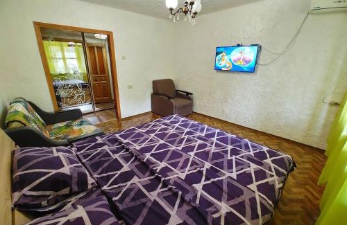 Dnipro Apartamento | 3 кімнатна квартира на вул. Калинова.