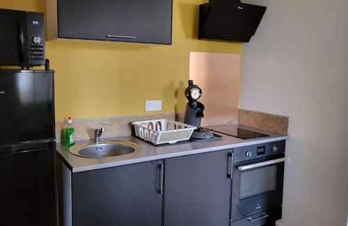 Lourdes Apartamento | 3-1 T2 Bis Cosy near train station and town center