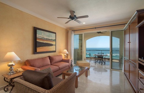 Los Cabos Complejo | 3/17-3/27/2023 SPRING BREAK - 2 Bedroom in Cabo San Lucas!!!!!