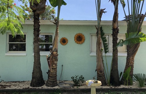 South Patrick Shores Casa | 3/2 Beach House Sleeps 6 - ¡Camina hasta la playa!