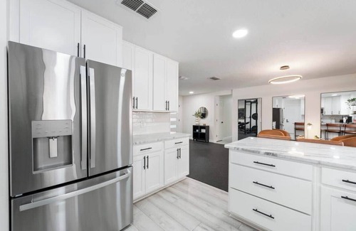 Lakeland Casa | 3/2 Home with pool / fitness gym / coffee