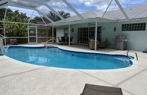 Sebastian Highlands Casa | 3/2 with Heated Pool - Tranquil Tropical Escape