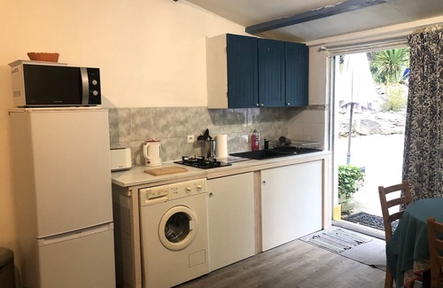 Cassis Casa | A 3,5 km del centro de Cassis: mini villa con terraza entre viñas y colinas