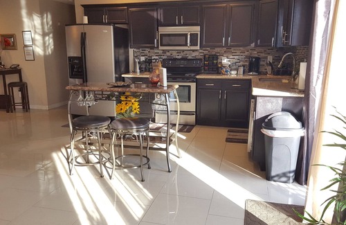 Las Vegas Casa | 3 bd / 2 baños hogar ubicado a 10 minutos de Fremont Experience / Downtown Las Vegas