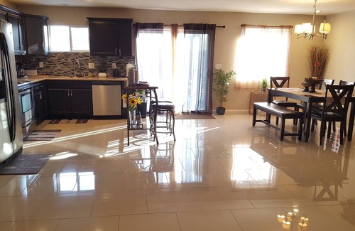 Las Vegas Casa | 3 bd / 2 baños hogar ubicado a 10 minutos de Fremont Experience / Downtown Las Vegas