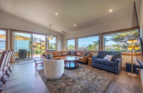 Lincoln City Casa | 3 bd 3 ba and Bunks - Blue Door Retreat - New in 2024