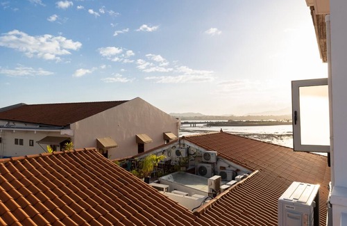 Casco Viejo Apartamento | This penthouse is a 3 bedroom(s), 3 bathrooms, located in Casco Viejo, Panama.