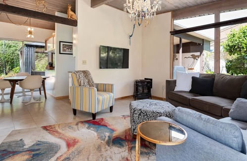 Padaro Lane Casa | 3 BDR Santa Barbara Home: Exclusive Beach Access and Private Hot Tub