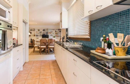 Turner Casa | 3 Bdrm/2 Bthrm House A walk into Canberra CBD & ANU