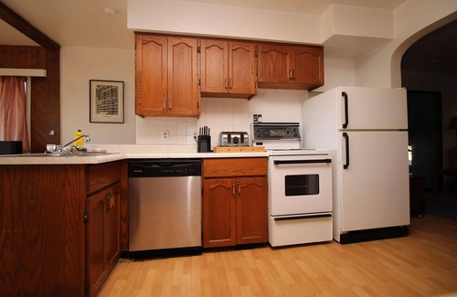 Southampton Casa | 3 bdrm country cottage - Main house - Rosewood cottages