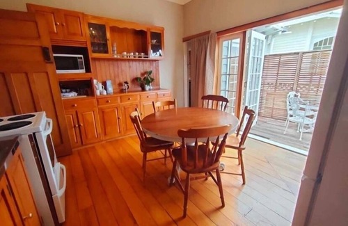 Northcote Casa | ✨3 Bdrm Guest Suite in 1920s Bungalow, North Shore