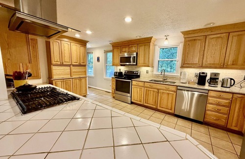 Oak Ridge Apartamento | 3 Bdrm in Oak Ridge. High Point, Greensboro, W.S