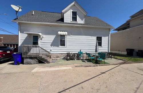Cedar Rapids - Iowa City Casa | Teal Deal Cedar Rapids